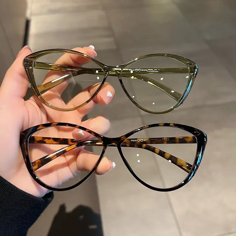 Top Trends: Unique Women High-definition Glasses New Fashion Vintage Gradient Near Sight Eyeglasses Cat Eye Anti Blue Light Myopia Glasses Shoppable Styles