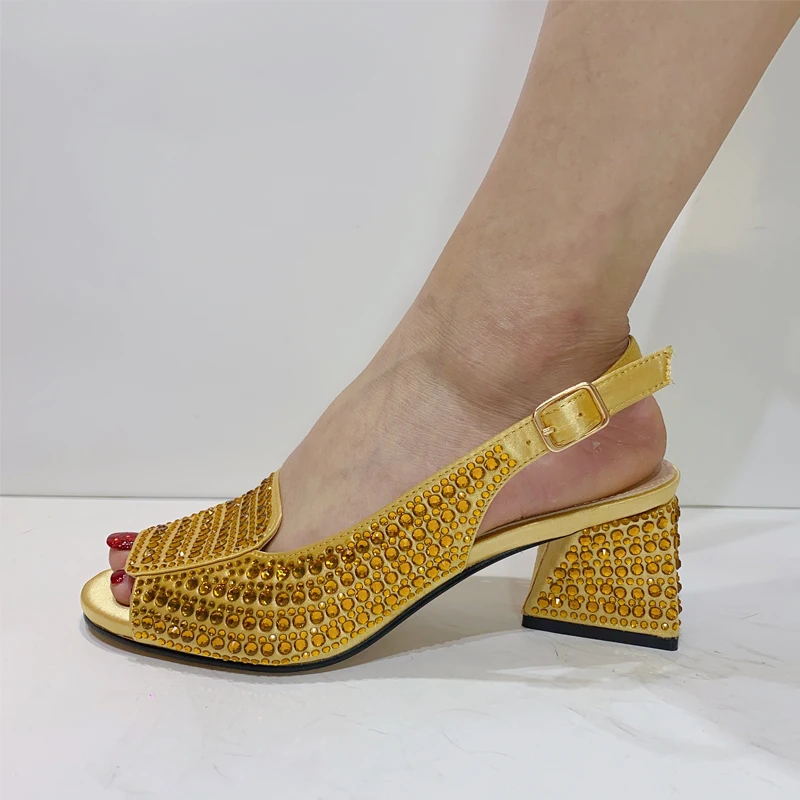 Top Trends: 2023 Italian Design Nigerian Lastest Special Narrow Band And Cross-Tied Style Women Shoes In Gold Color For Party Shoppable Styles