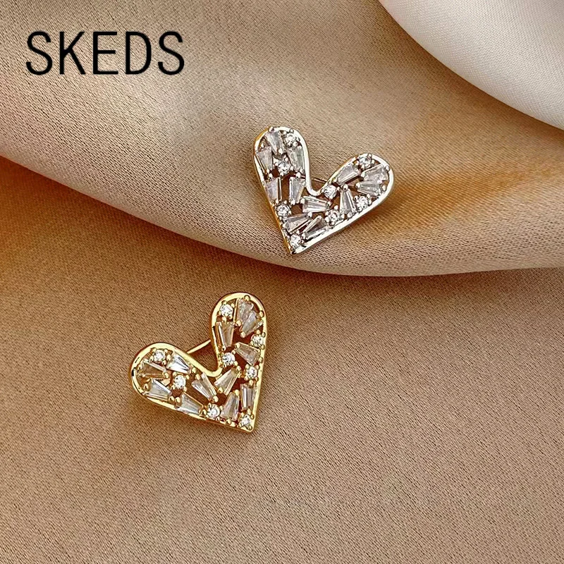 Top Trends: SKEDS Exquisite Small Size Rhinestone Heart Brooches Pins For Women Lady Elegant Crystal Design Suit Clothing Accessories Gift Shoppable Styles