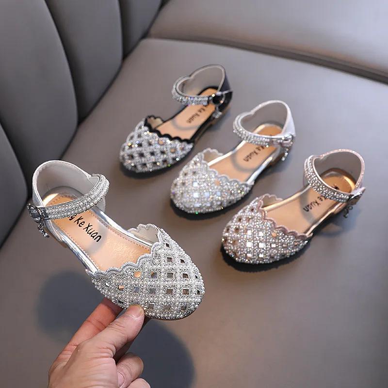 Top Trends: AINYFU Kids Pearl Flats Sandals Girls Princess Rhinestone Party Sandals Children's Leather Hollow Out Beach Shoes Size 21-36 Shoppable Styles - Image 2