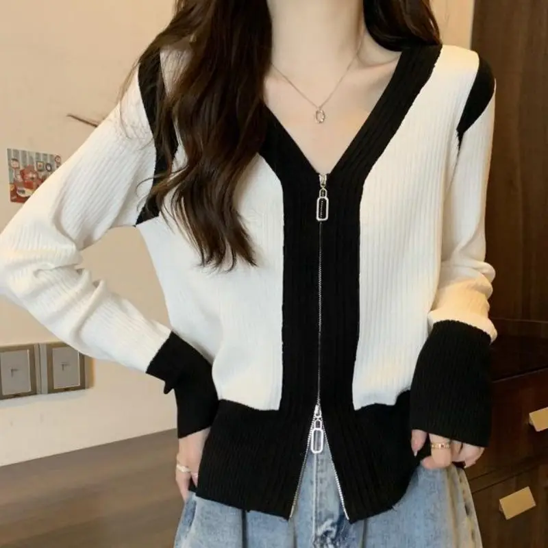 Top Trends: Fashion V-Neck Knitted Spliced Zipper Korean Cardigan Sweaters Women&#039;s Clothing 2022 Autumn New Loose Casual Tops All-match Coat Shoppable Styles