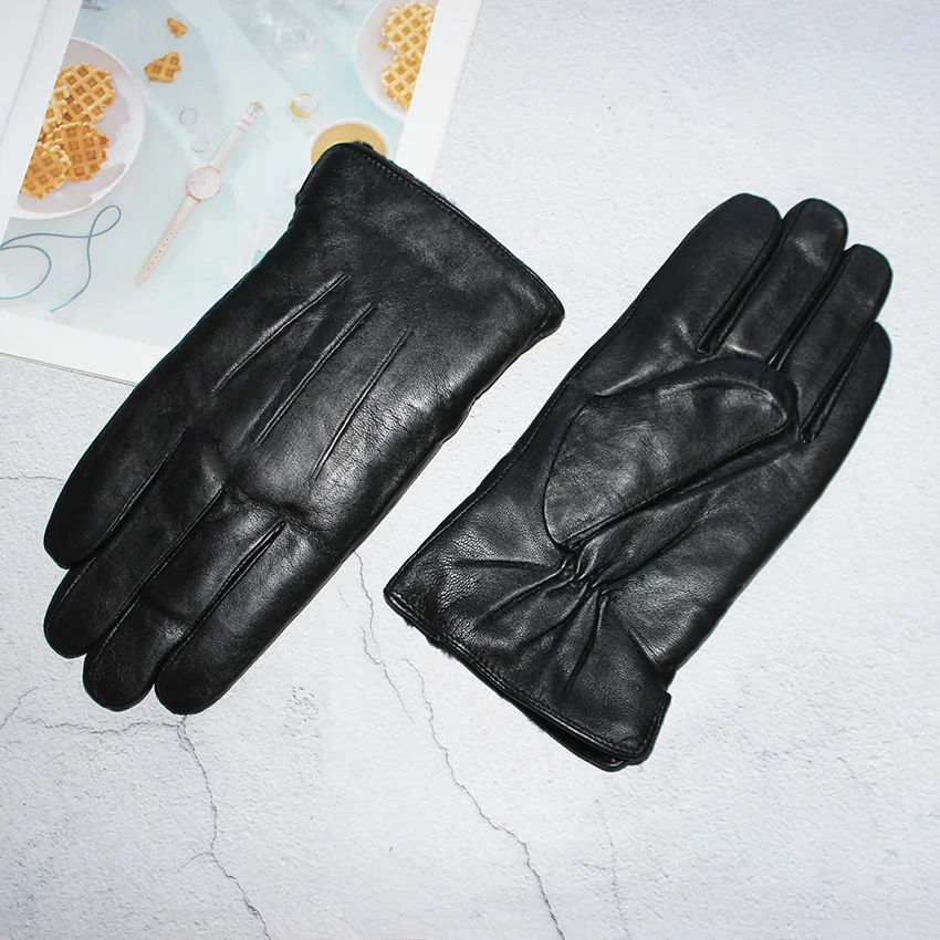 Top Trends: Winter Thickened Warm Leather Gloves Men Enlarged Sheepskin Fur Lining Outdoor Wind And Cold Resistant Motorcycle Riding Shoppable Styles - Image 3