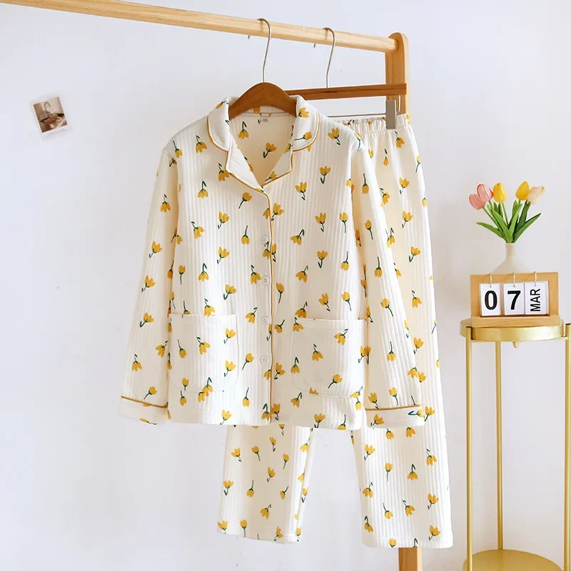 Top Trends: 2024 Autumn / Winter New Women's Pajama Set Polyester Fiber Thickened Two Piece Set Cute Flower Home Big Set Pajamas Sleepwear Shoppable Styles