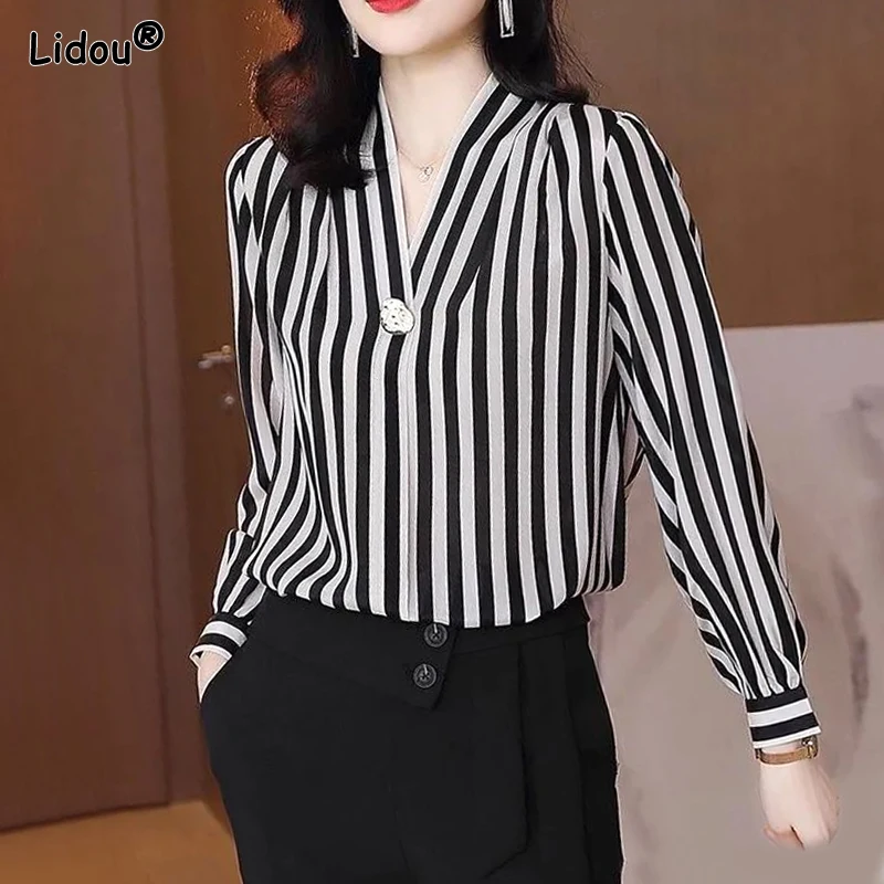 Top Trends: 2023 Spring And Autumn Elegance Commuting Simplicity V-neck Bead Stripe Print Loose And Versatile Western Style Women&#039;s Shirt Shoppable Styles