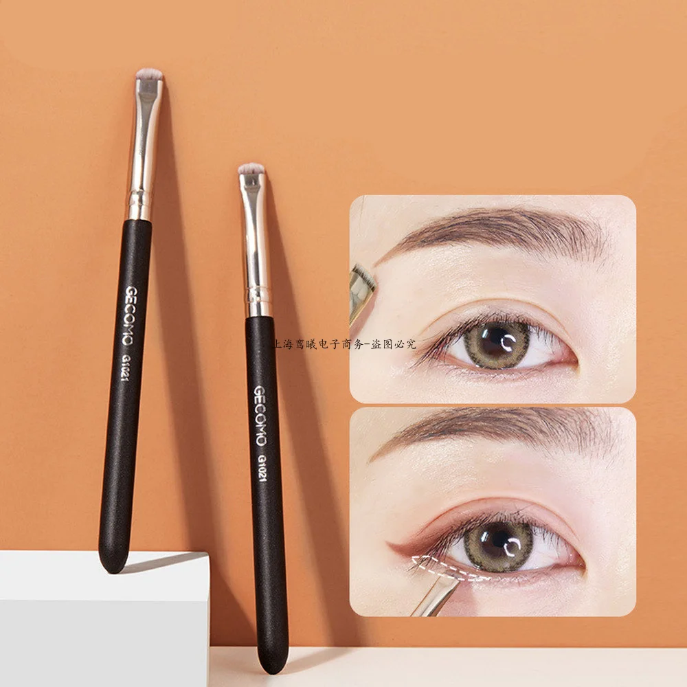 Top Trends: New 1 / 2 / 3 Pcs Eye Makeup Brush Flat Eyeliner Eyebrow Blending Beauty Make Up Brush Soft Nylon Hair 3 Styles For Choose Shoppable Styles