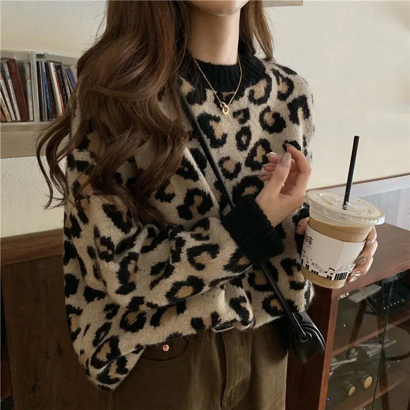 Top Trends: Women&#039;s Pullover Round Neck Leopard Knit 2023 Autumn And Winter Vintage Loose Long Sleeve All Match Sweater Tops Female Clothing Shoppable Styles