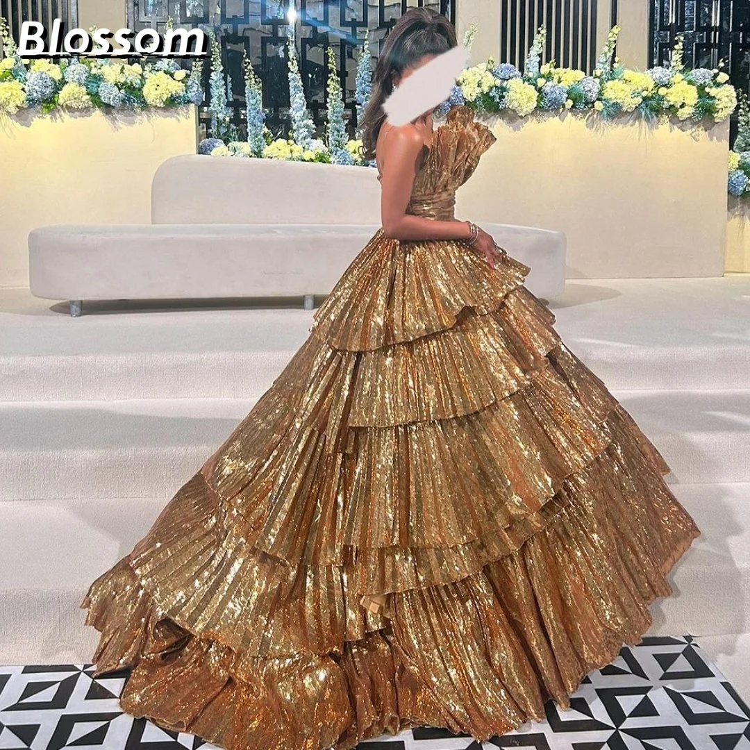 Top Trends: Gold Sparkly Sleeveless Luxury Evening Dresses 2024 Tiered Pleated Gorgeous Prom Dresses Formal Party Gown Shoppable Styles