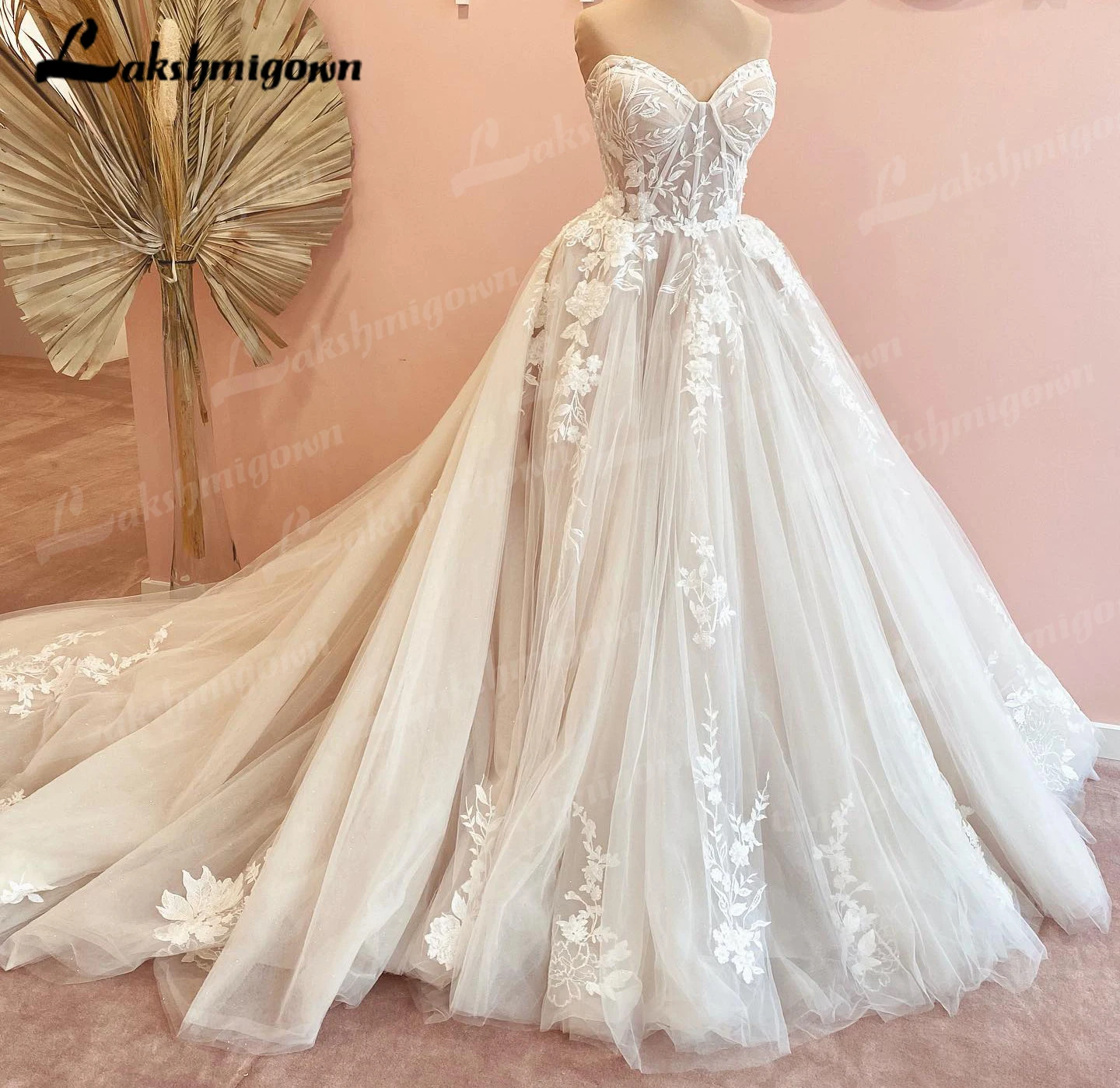 Top Trends: Luxurious Court Train Wedding Dress Vestido Civil Tulle Wedding Dresses Sleeveless Lace Bodice Bridal Gown Robe De Mariee Shoppable Styles